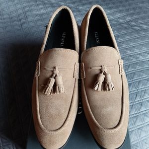 Tan Alfani Suede Loafer Brand New Never Won Size 9.
